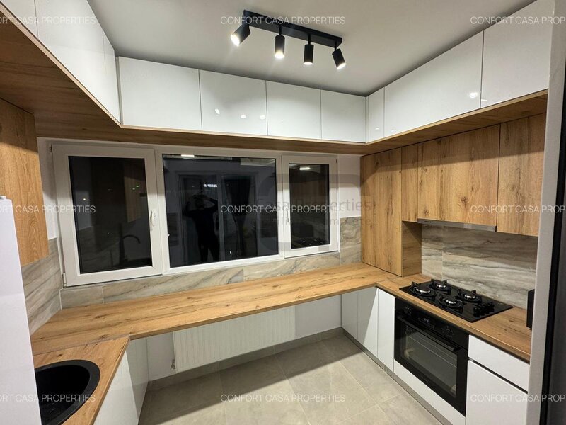 Parc Carol, Central Address Residence, mobilat modern, centrala proprie